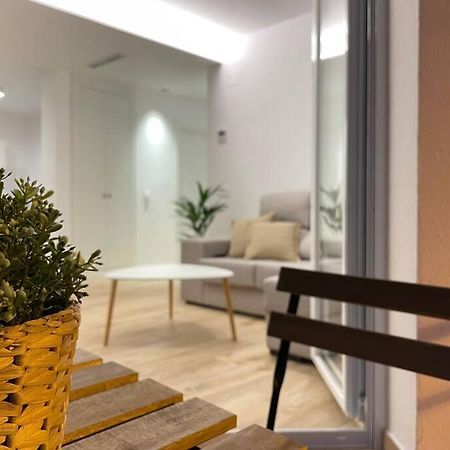 Apartamento Nuevo Centrico Frente Al Mar En Palamos Exterior photo